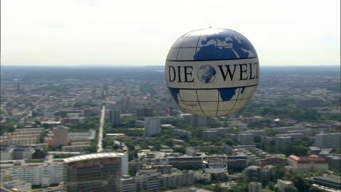 Stock Footage - Fesselballon am Potsdamer Platz